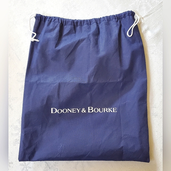 NWT New Dooney & Bourke Black Casey Clutch Handbag & Dust Bag (see descrip) - Picture 13 of 13